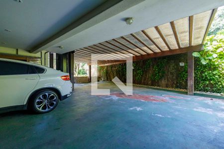 Casa de condomínio para alugar com 902m², 5 quartos e 6 vagas