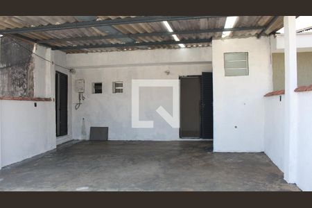 Casa à venda com 120m², 3 quartos e 4 vagasÁrea Externa