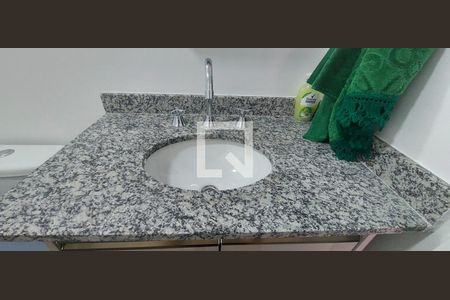 Apartamento para alugar com 47m², 2 quartos e 1 vaga Apartamento para alugar com 47m², 2 quartos e 1 vagaBanheiro