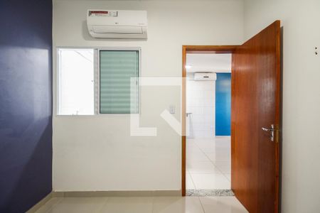 Apartamento para alugar com 37m², 2 quartos e 1 vagaQuarto 2