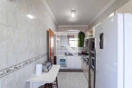 Casa à venda com 290m², 5 quartos e 4 vagas Casa à venda com 290m², 5 quartos e 4 vagasCozinha