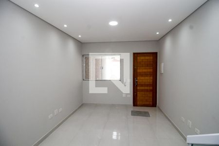 Casa à venda com 106m², 3 quartos e 2 vagasSala de TV