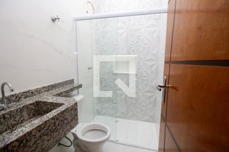 Casa à venda com 106m², 3 quartos e 2 vagasBanheiro da Suíte