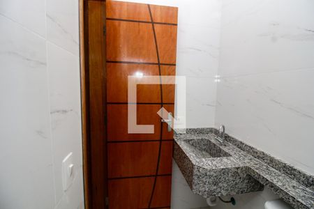 Casa à venda com 106m², 3 quartos e 2 vagasBanheiro