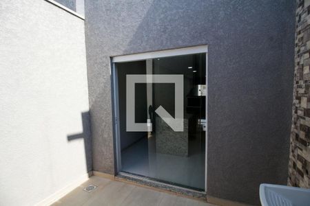 Casa à venda com 106m², 3 quartos e 2 vagasÁrea de Serviço