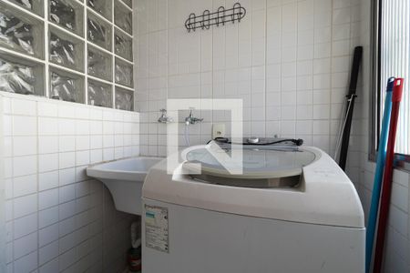 Apartamento para alugar com 75m², 2 quartos e 1 vaga Apartamento para alugar com 75m², 2 quartos e 1 vagaÁrea de Serviço