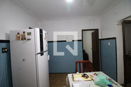 Casa à venda com 100m², 2 quartos e 2 vagasCozinha e Copa