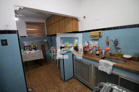 Casa à venda com 100m², 2 quartos e 2 vagasCozinha