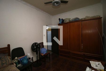 Casa à venda com 100m², 2 quartos e 2 vagasQuarto 2 - Suíte