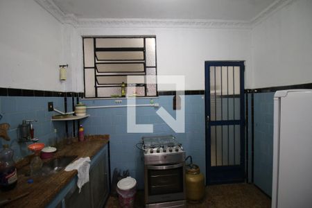 Casa à venda com 100m², 2 quartos e 2 vagasCozinha