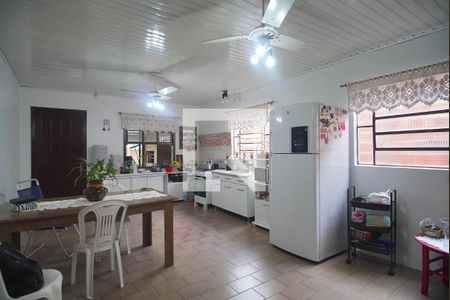 Casa à venda com 120m², 4 quartos e 2 vagasCozinha