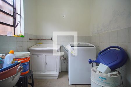 Casa à venda com 120m², 4 quartos e 2 vagasÁrea de Serviço