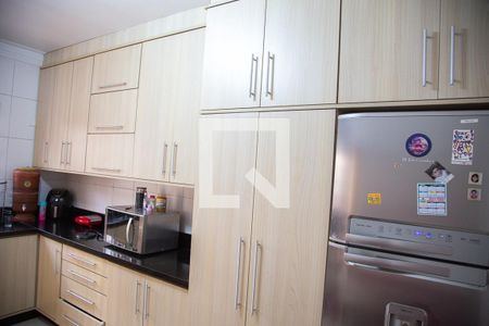 Casa à venda com 450m², 4 quartos e 3 vagas Casa à venda com 450m², 4 quartos e 3 vagasCozinha