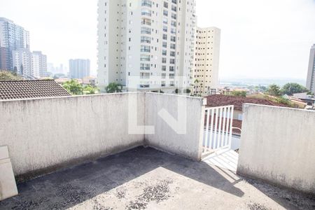 Casa à venda com 450m², 4 quartos e 3 vagas Casa à venda com 450m², 4 quartos e 3 vagasVaranda
