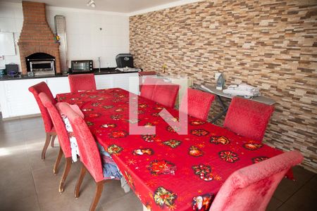 Casa à venda com 450m², 4 quartos e 3 vagas Casa à venda com 450m², 4 quartos e 3 vagasÁrea gourmet