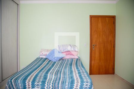 Casa à venda com 450m², 4 quartos e 3 vagas Casa à venda com 450m², 4 quartos e 3 vagasSuíte