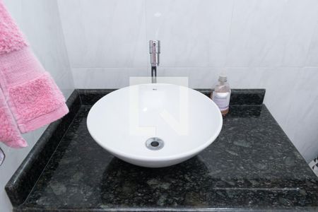 Casa à venda com 220m², 4 quartos e 3 vagas Casa à venda com 220m², 4 quartos e 3 vagasBanheiro da Suíte 4