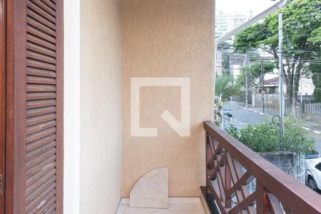 Casa à venda com 220m², 4 quartos e 3 vagas Casa à venda com 220m², 4 quartos e 3 vagasVaranda da Suíte 1