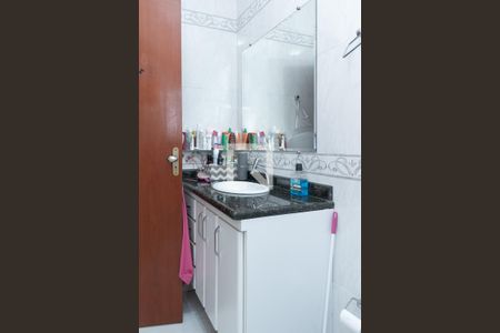 Casa à venda com 220m², 4 quartos e 3 vagas Casa à venda com 220m², 4 quartos e 3 vagasBanheiro da Suíte 2