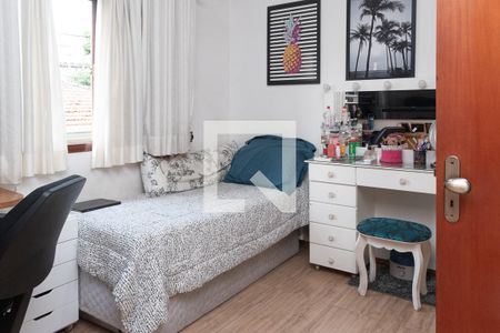 Casa à venda com 220m², 4 quartos e 3 vagas Casa à venda com 220m², 4 quartos e 3 vagasSuíte 2