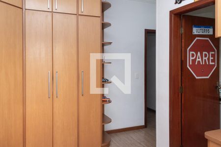 Casa à venda com 220m², 4 quartos e 3 vagas Casa à venda com 220m², 4 quartos e 3 vagasSuíte 3