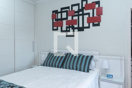 Casa à venda com 220m², 4 quartos e 3 vagas Casa à venda com 220m², 4 quartos e 3 vagasSuíte 1