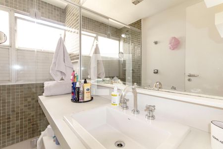 Apartamento à venda com 144m², 2 quartos e 2 vagasBanheiro do Quarto 2