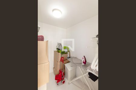 Apartamento à venda com 144m², 2 quartos e 2 vagasQuarto de Serviço