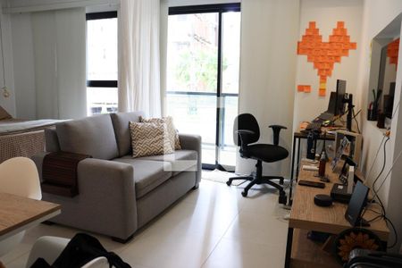 Sala de kitnet/studio à venda com 1 quarto, 40m² em Cambuí, Campinas