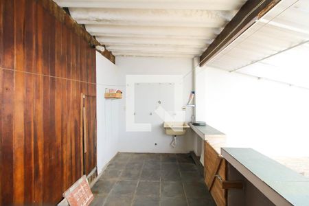 Casa à venda com 250m², 5 quartos e 2 vagasÁrea externa