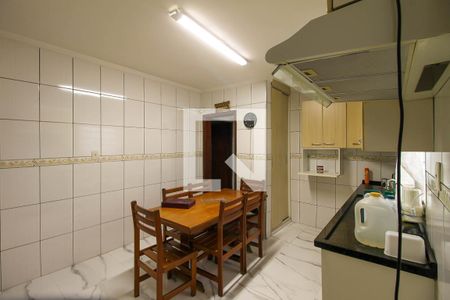 Casa à venda com 250m², 5 quartos e 2 vagasCozinha