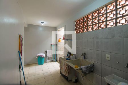 Casa à venda com 250m², 5 quartos e 2 vagasÁrea de Serviço