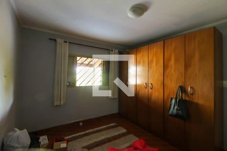 Casa à venda com 250m², 5 quartos e 2 vagasQuarto 3