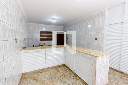 Casa à venda com 271m², 3 quartos e 6 vagas Casa à venda com 271m², 3 quartos e 6 vagasCozinha