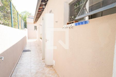 Casa à venda com 150m², 3 quartos e 2 vagas Casa à venda com 150m², 3 quartos e 2 vagasQuintal