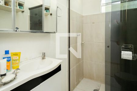 Casa à venda com 150m², 3 quartos e 2 vagas Casa à venda com 150m², 3 quartos e 2 vagasBanheiro Social