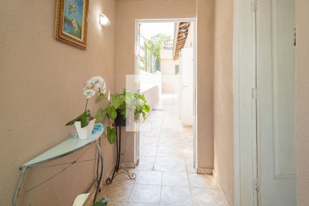 Casa à venda com 150m², 3 quartos e 2 vagas Casa à venda com 150m², 3 quartos e 2 vagasQuintal