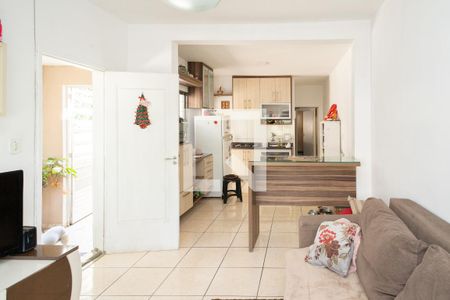 Casa à venda com 150m², 3 quartos e 2 vagas Casa à venda com 150m², 3 quartos e 2 vagasCozinha