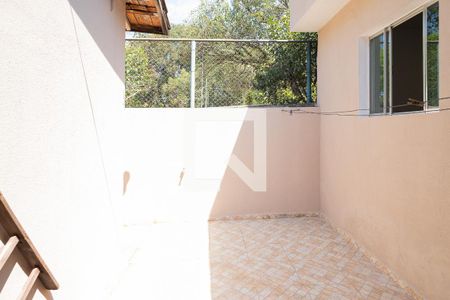 Casa à venda com 150m², 3 quartos e 2 vagas Casa à venda com 150m², 3 quartos e 2 vagasQuintal