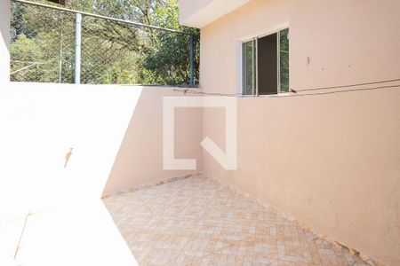 Casa à venda com 150m², 3 quartos e 2 vagas Casa à venda com 150m², 3 quartos e 2 vagasQuintal