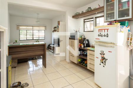 Casa à venda com 150m², 3 quartos e 2 vagas Casa à venda com 150m², 3 quartos e 2 vagasCozinha