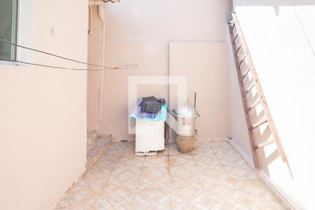 Casa à venda com 150m², 3 quartos e 2 vagas Casa à venda com 150m², 3 quartos e 2 vagasQuintal