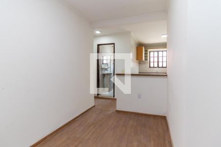 Sala de casa para alugar com 2 quartos, 75m² em Centro, Ferraz de Vasconcelos
