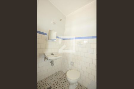 Apartamento para alugar com 65m², 2 quartos e sem vagaBanheiro 