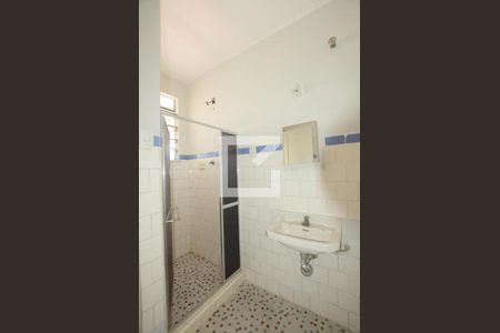 Apartamento para alugar com 65m², 2 quartos e sem vagaBanheiro 