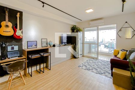 Sala/Quarto de kitnet/studio à venda com 1 quarto, 35m² em Vila Gomes Cardim, São Paulo