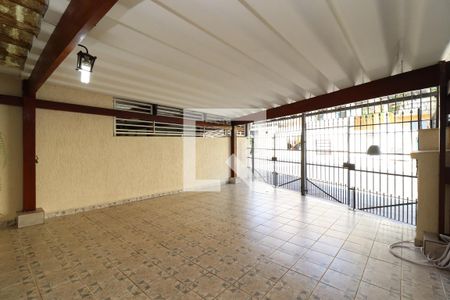 Casa à venda com 110m², 3 quartos e 2 vagasGaragem