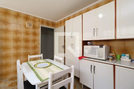 Casa à venda com 110m², 3 quartos e 2 vagasCozinha