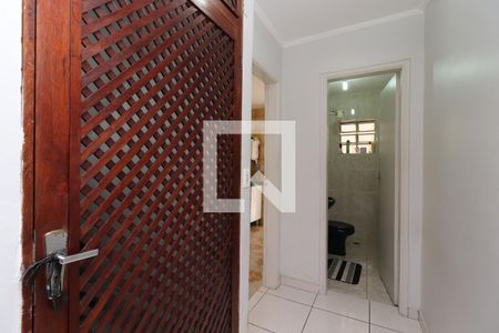 Casa à venda com 110m², 3 quartos e 2 vagasCorredor da Sala