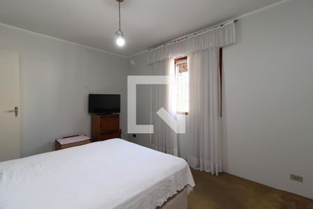 Casa à venda com 110m², 3 quartos e 2 vagasSuíte